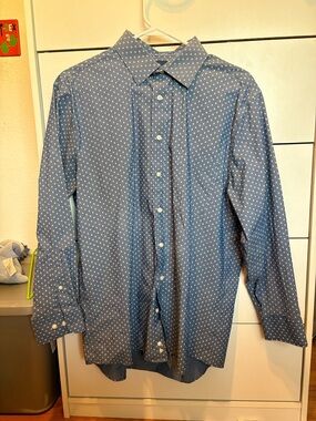 Stafford Men's Blue Long-Sleeve Button-Down Shirt with White Micro Dots